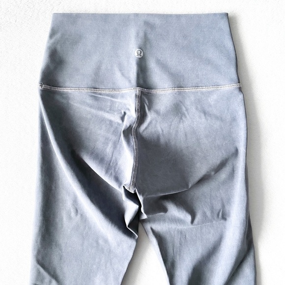 LULULEMON Wunder Under Crop (Hi-Rise) *21" Washed Luna - Picture 7 of 7